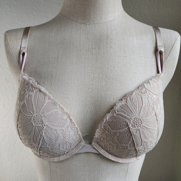 Victoria's Secret Other - VICTORIA'S SECRET Push Up Floral Lace Nude Beige Bra 34D